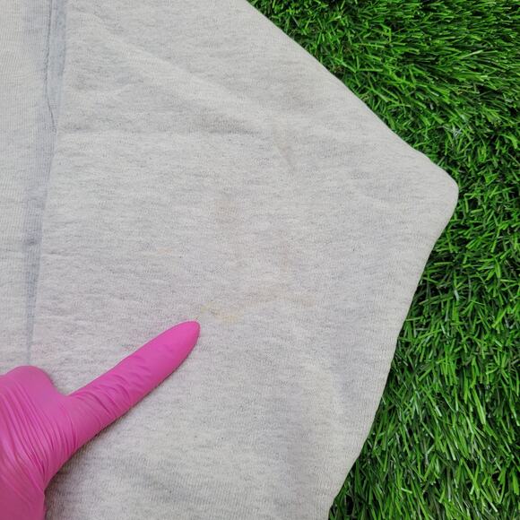 Vintage Looney-Tunes Taz Sweatshirt L/XL 23x22 Cropped - Picture 10 of 16